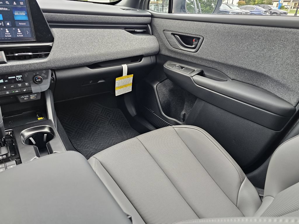 New 2026 Subaru Outback Limited AWD/4WD image 15