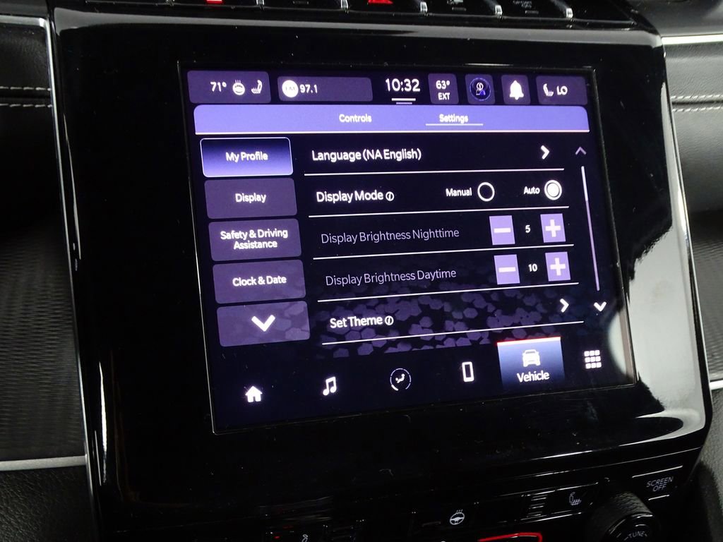 Used 2023 Jeep Grand Cherokee L Laredo image 37