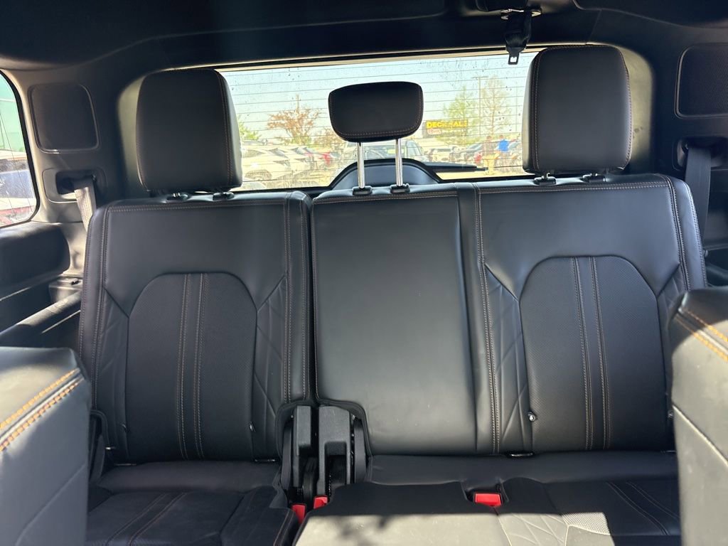 Used 2022 Ford Expedition Platinum AWD/4WD image 13