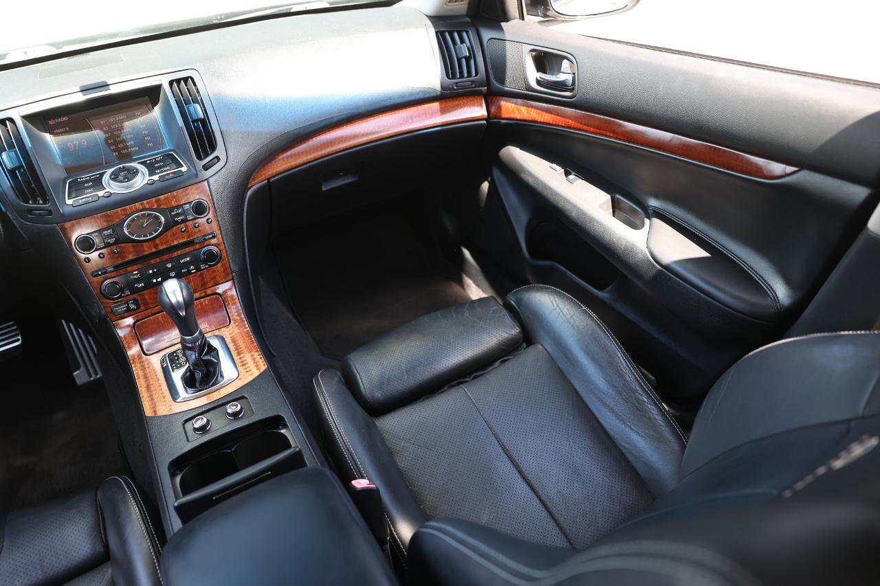 Used 2009 INFINITI G37 Journey w/ Premium Pkg image 22