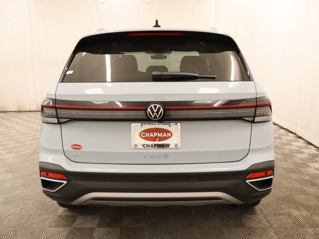 New 2026 Volkswagen Taos SE FWD image 5