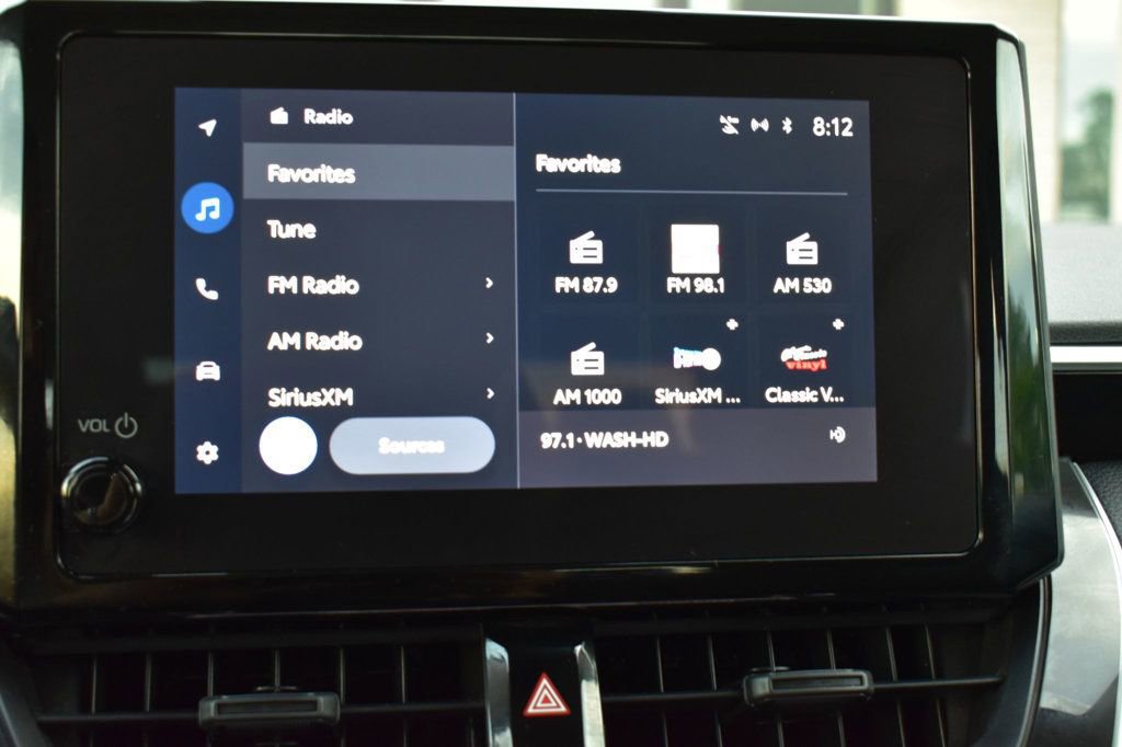 Used 2024 Toyota Corolla LE image 30