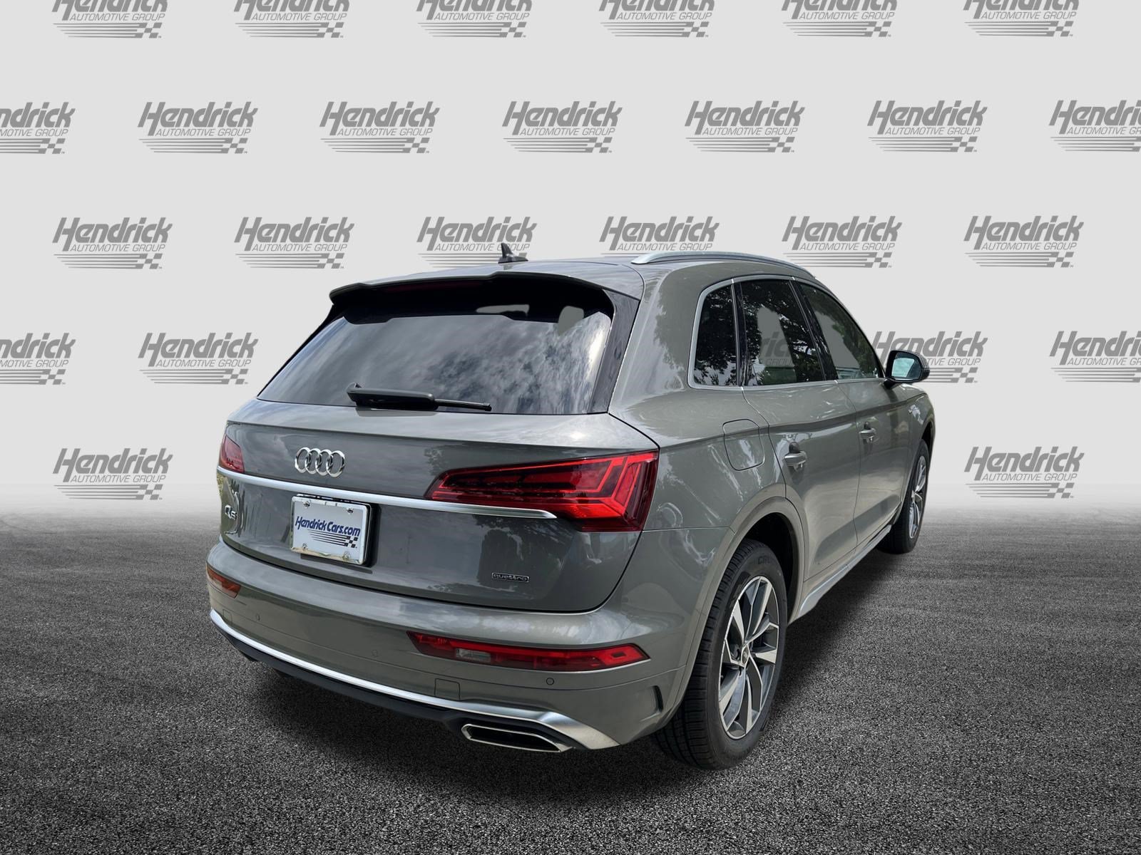 Certified 2023 Audi Q5 2.0T Premium Plus w/ Premium Plus Package AWD/4WD image 9