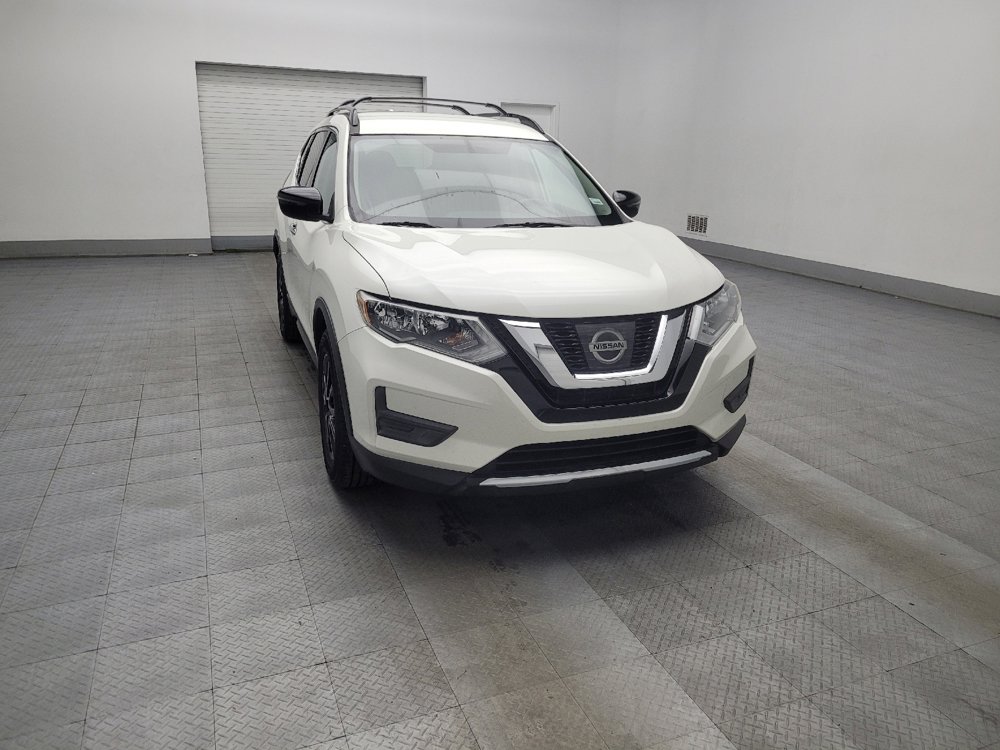 Used 2017 Nissan Rogue SV w/ Midnight Edition image 13