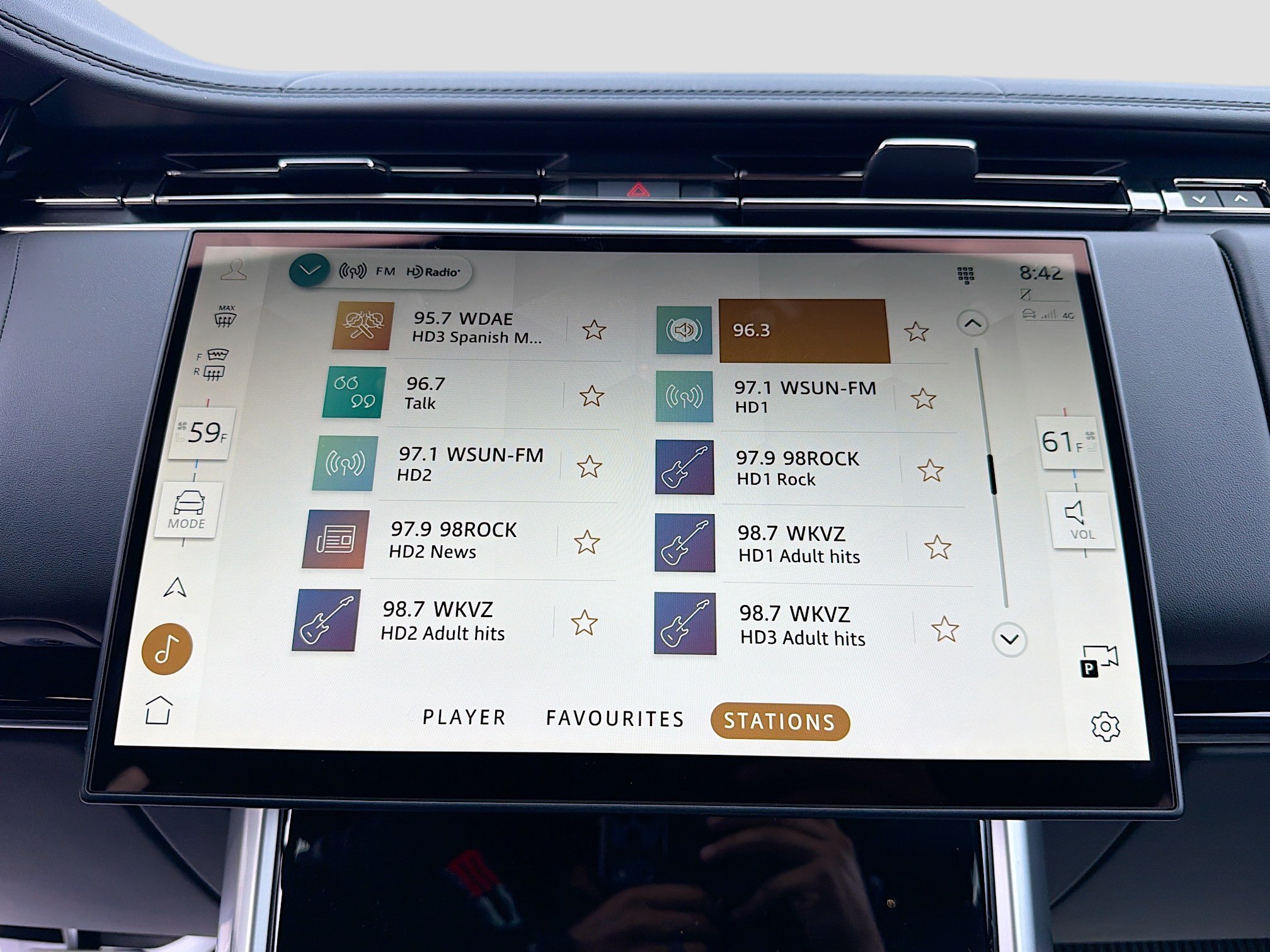 New 2026 Land Rover Range Rover SE AWD/4WD image 30