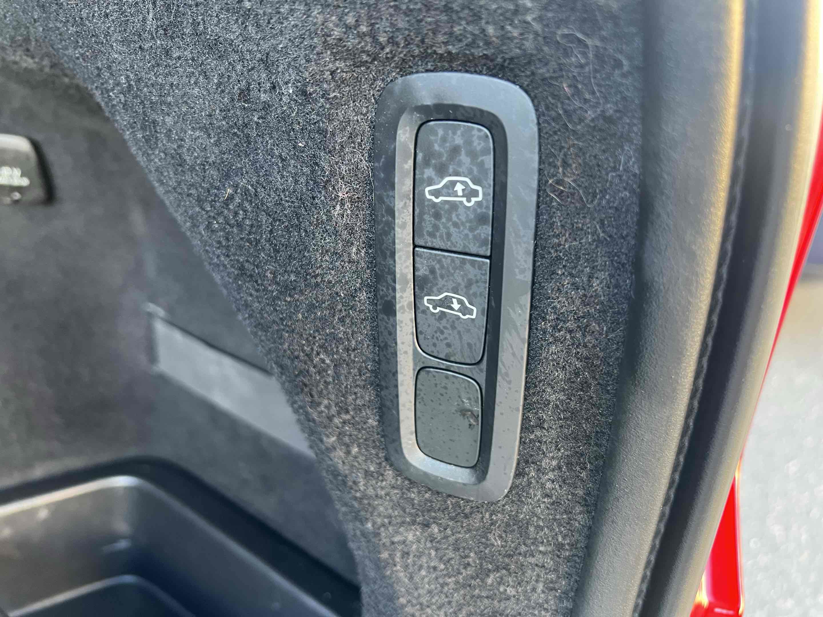 Used 2019 Volvo XC90 T6 Momentum w/ Advanced Package image 15