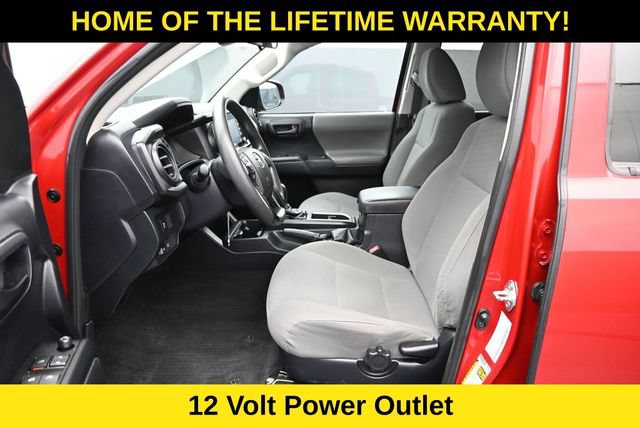 Used 2021 Toyota Tacoma SR AWD/4WD image 14