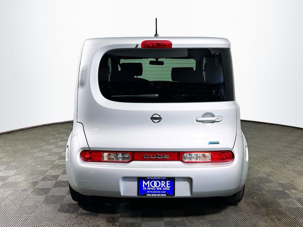 Used 2013 Nissan Cube 1.8 S w/ Interior Designer Pkg image 6