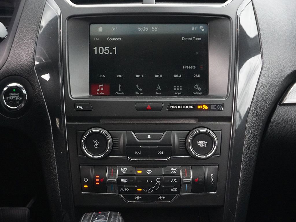 Used 2018 Ford Explorer XLT w/ Equipment Group 202A AWD/4WD image 49