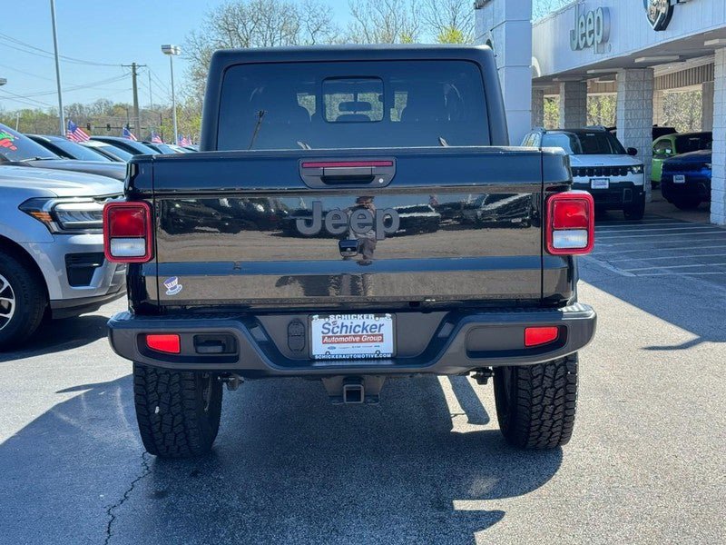 Used 2020 Jeep Gladiator Sport w/ Quick Order Package 24S AWD/4WD image 4