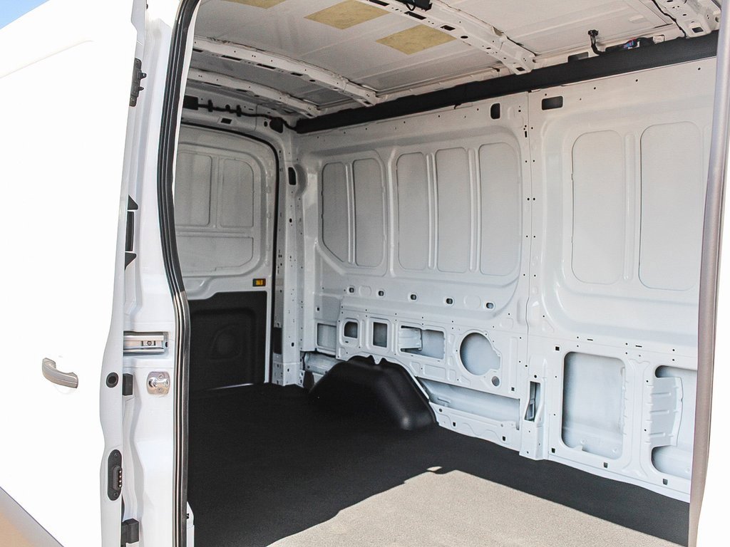 New 2026 Ford Transit 250 148 Medium Roof image 18