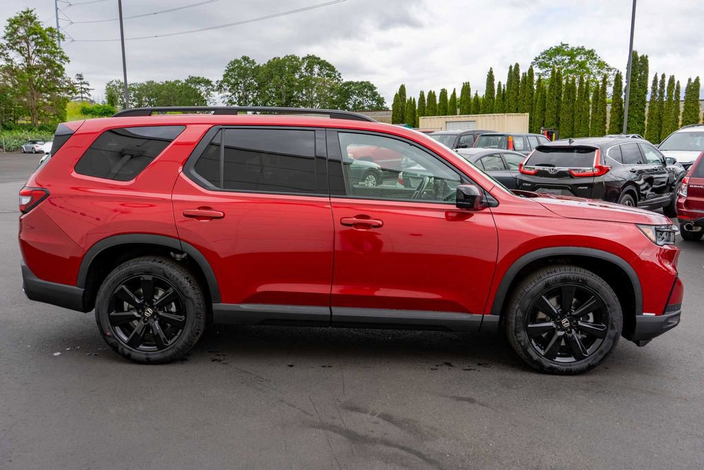 New 2026 Honda Pilot Black Edition image 5
