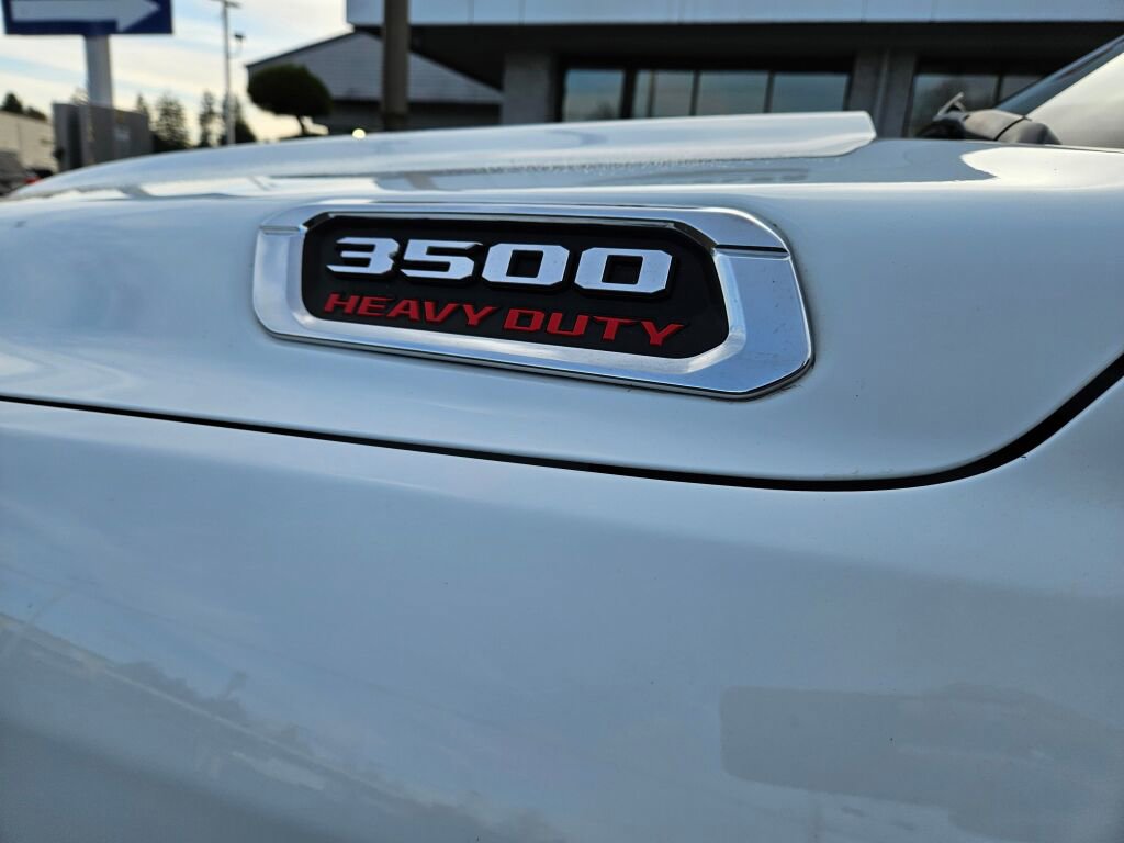 Used 2024 RAM 3500 SLT w/ Quick Order Package 2YG SLT image 11