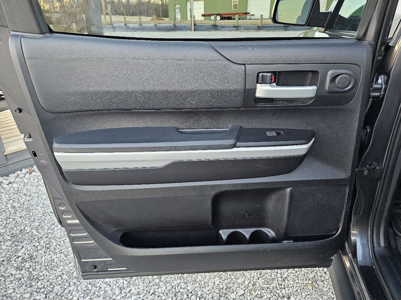 Used 2020 Toyota Tundra SR5 w/ SR5 Convenience Package image 19