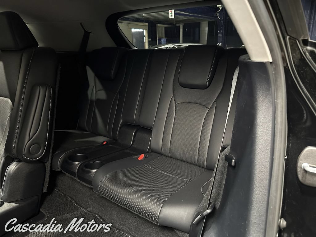 Used 2020 Lexus RX 450hL AWD w/ Premium Package image 16