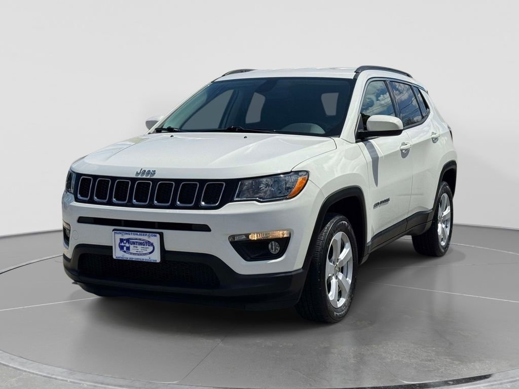Used 2021 Jeep Compass Latitude w/ Convenience Group AWD/4WD image 2