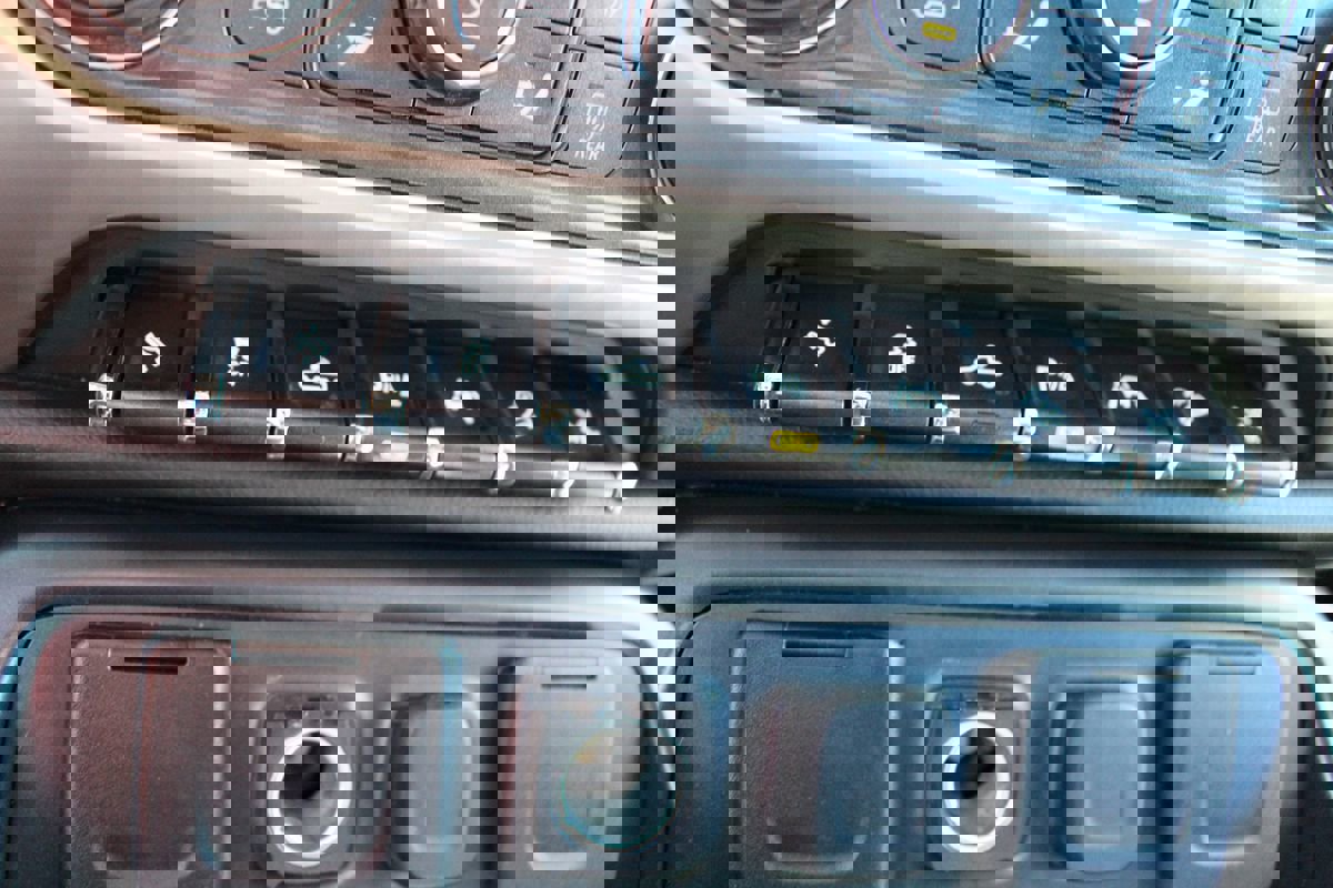 Used 2018 GMC Sierra 1500 Denali w/ Denali Ultimate Package image 24