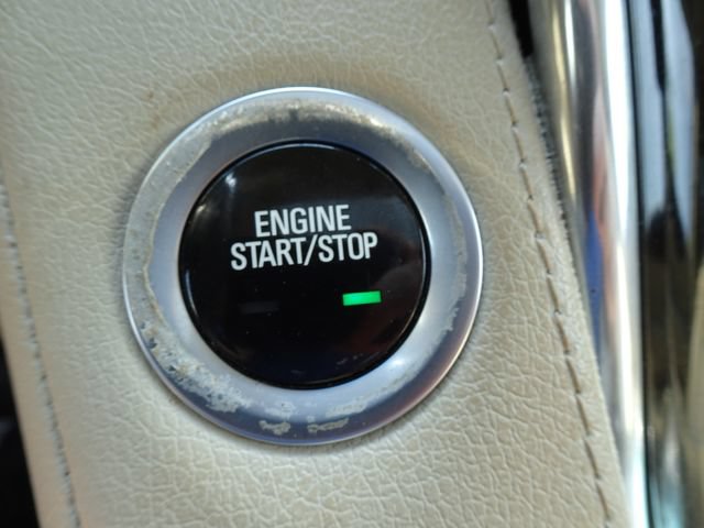 Used 2017 Cadillac Escalade Luxury AWD/4WD image 29