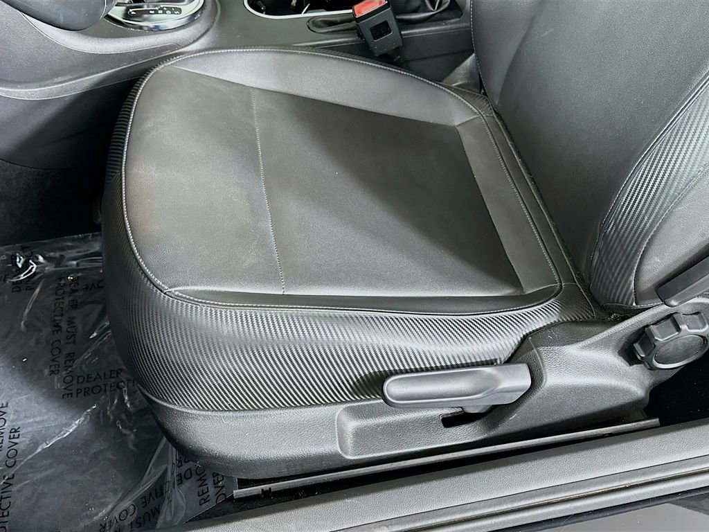Used 2014 Volkswagen Beetle 2.5 image 23