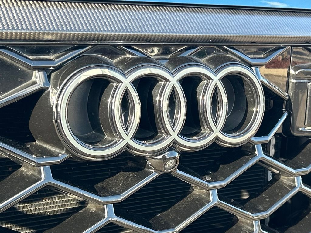 Used 2025 Audi RS Q8 performance image 61