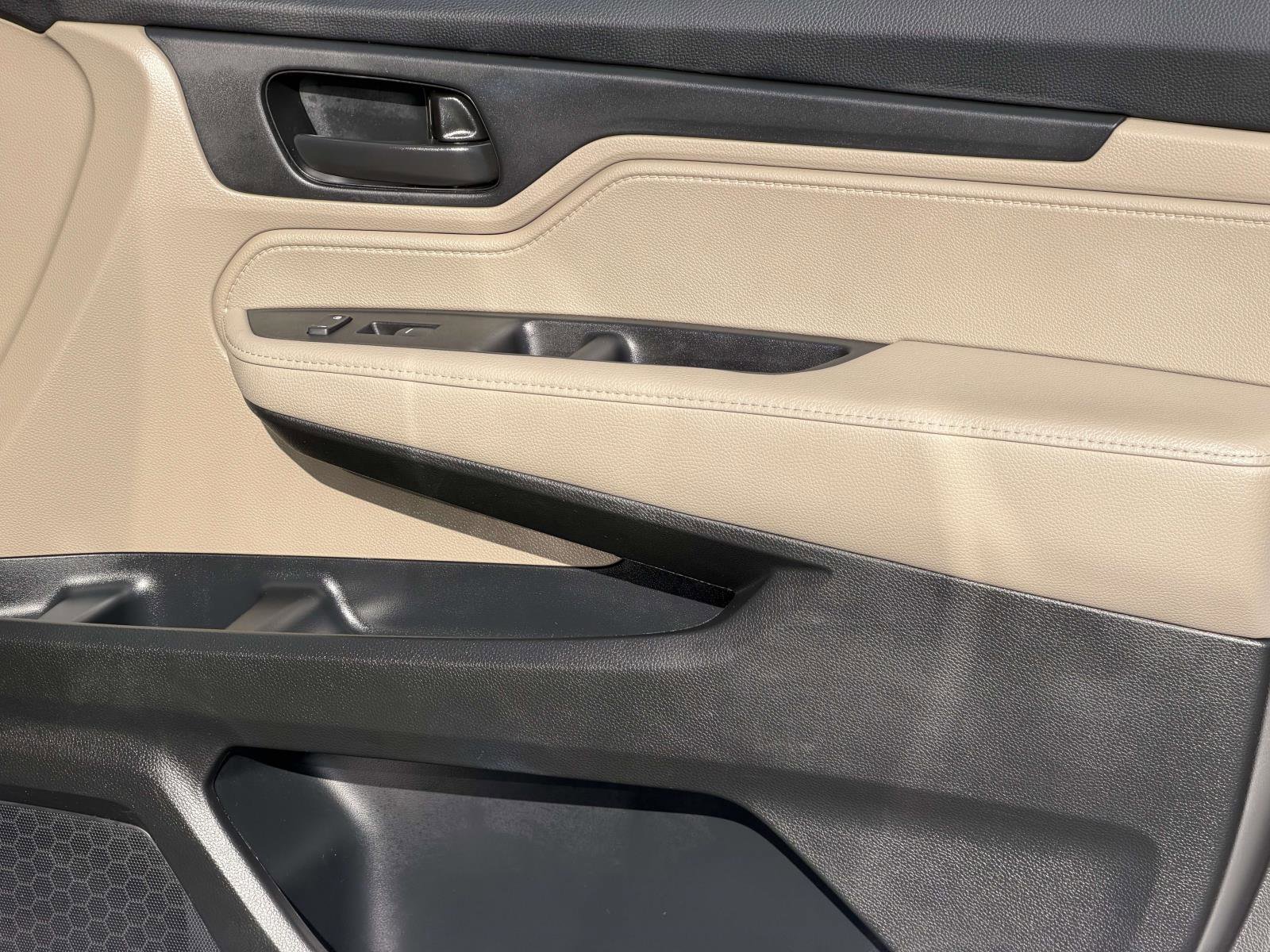 Used 2021 Honda Odyssey EX-L image 10