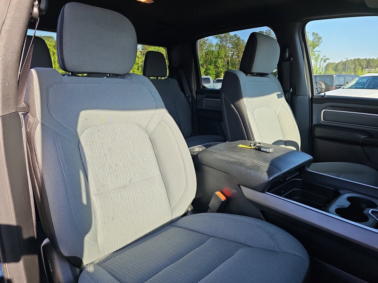 Used 2022 RAM 1500 Big Horn AWD/4WD image 10