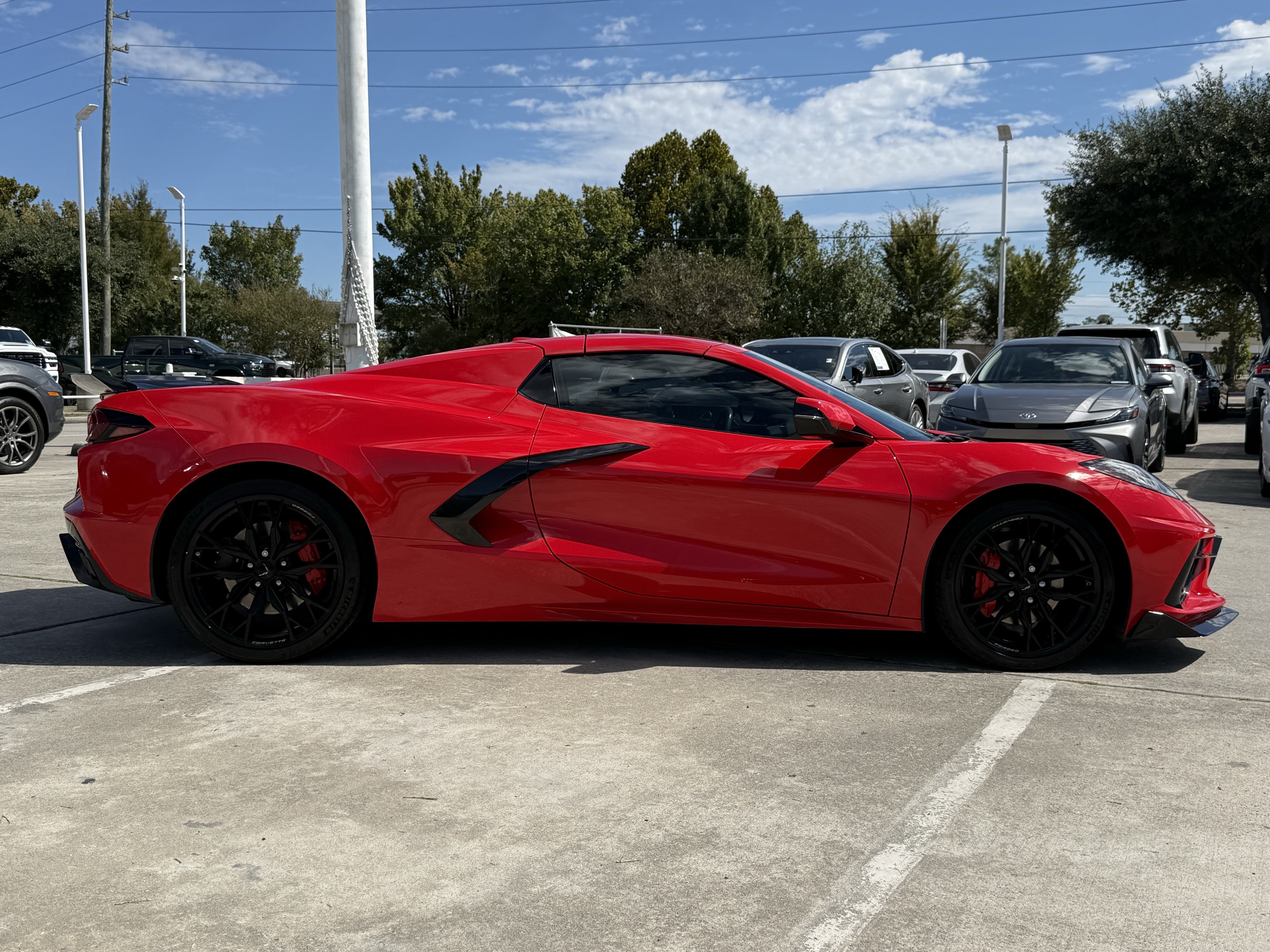 Used 2024 Chevrolet Corvette Stingray Preferred Conv RWD image 3