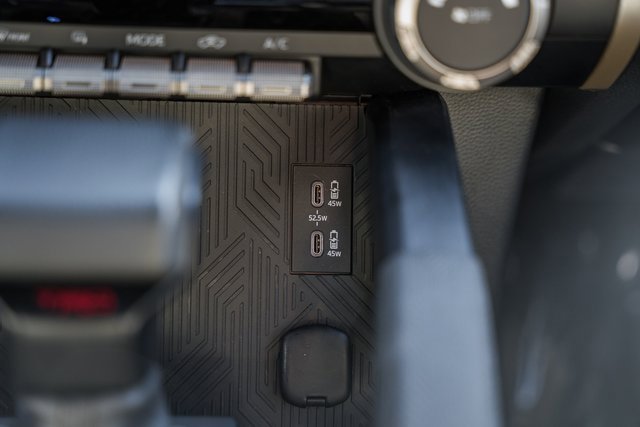 Used 2024 Toyota Tacoma TRD Sport image 28