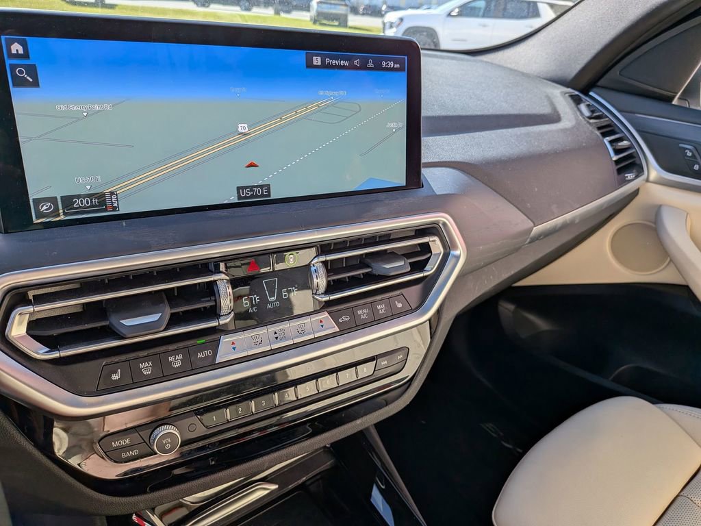 Used 2024 BMW X3 sDrive30i w/ Premium Package image 19