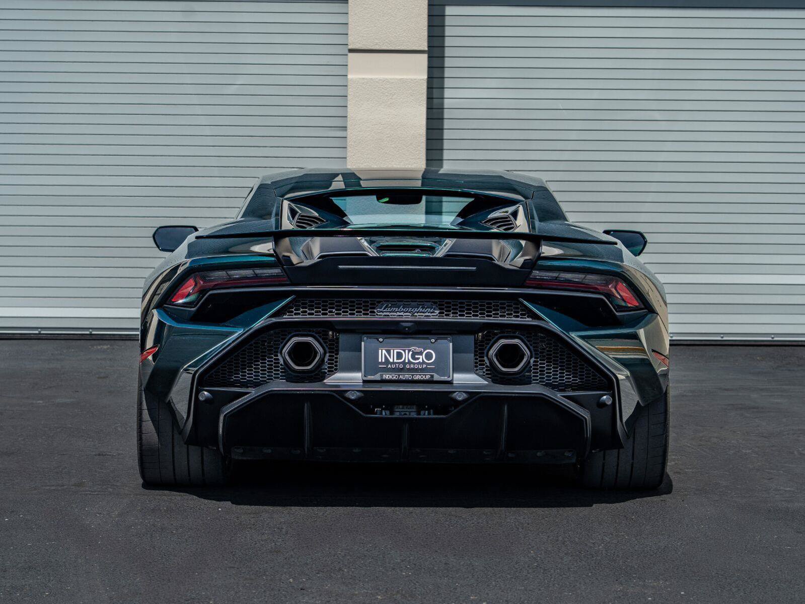 Used 2023 Lamborghini Huracan Tecnica RWD image 8