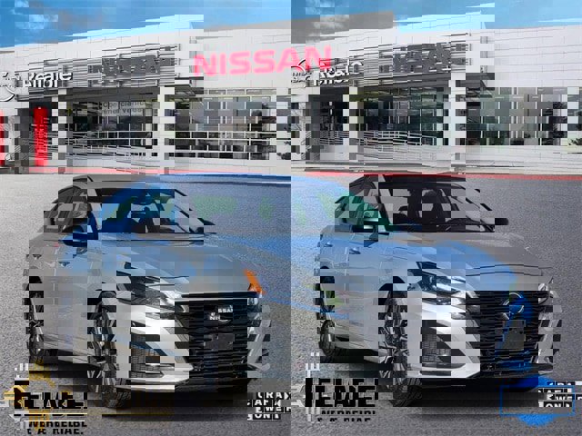 Certified 2024 Nissan Altima 2.5 SV image 1