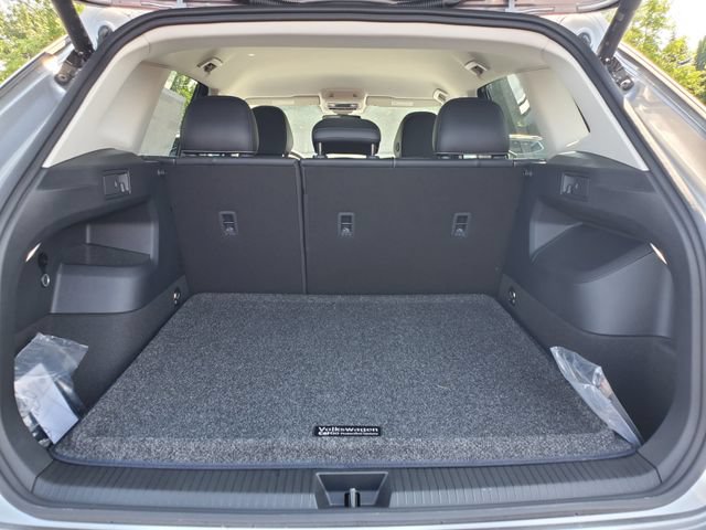 New 2026 Volkswagen Tiguan SE AWD/4WD image 7