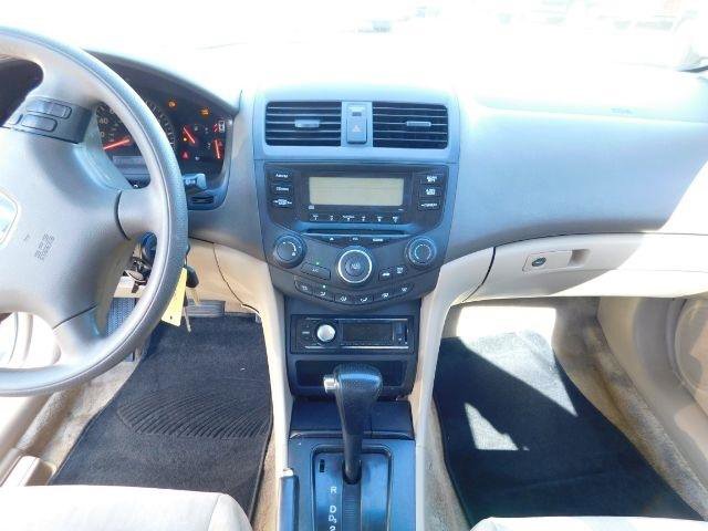 Used 2004 Honda Accord LX image 16