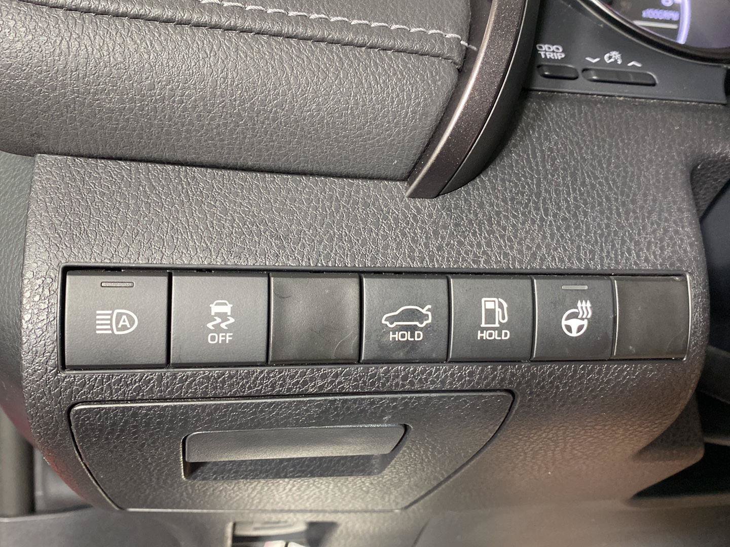 Used 2023 Toyota Camry SE w/ Cold Weather Package FWD image 24