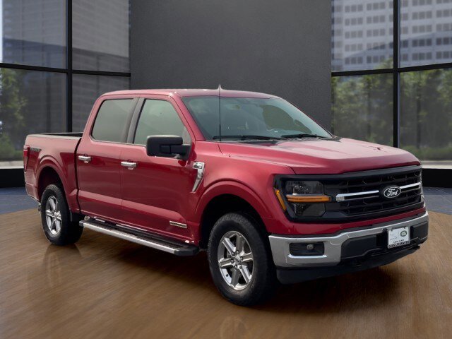 Used 2025 Ford F150 XLT w/ Equipment Group 301A Standard AWD/4WD image 3
