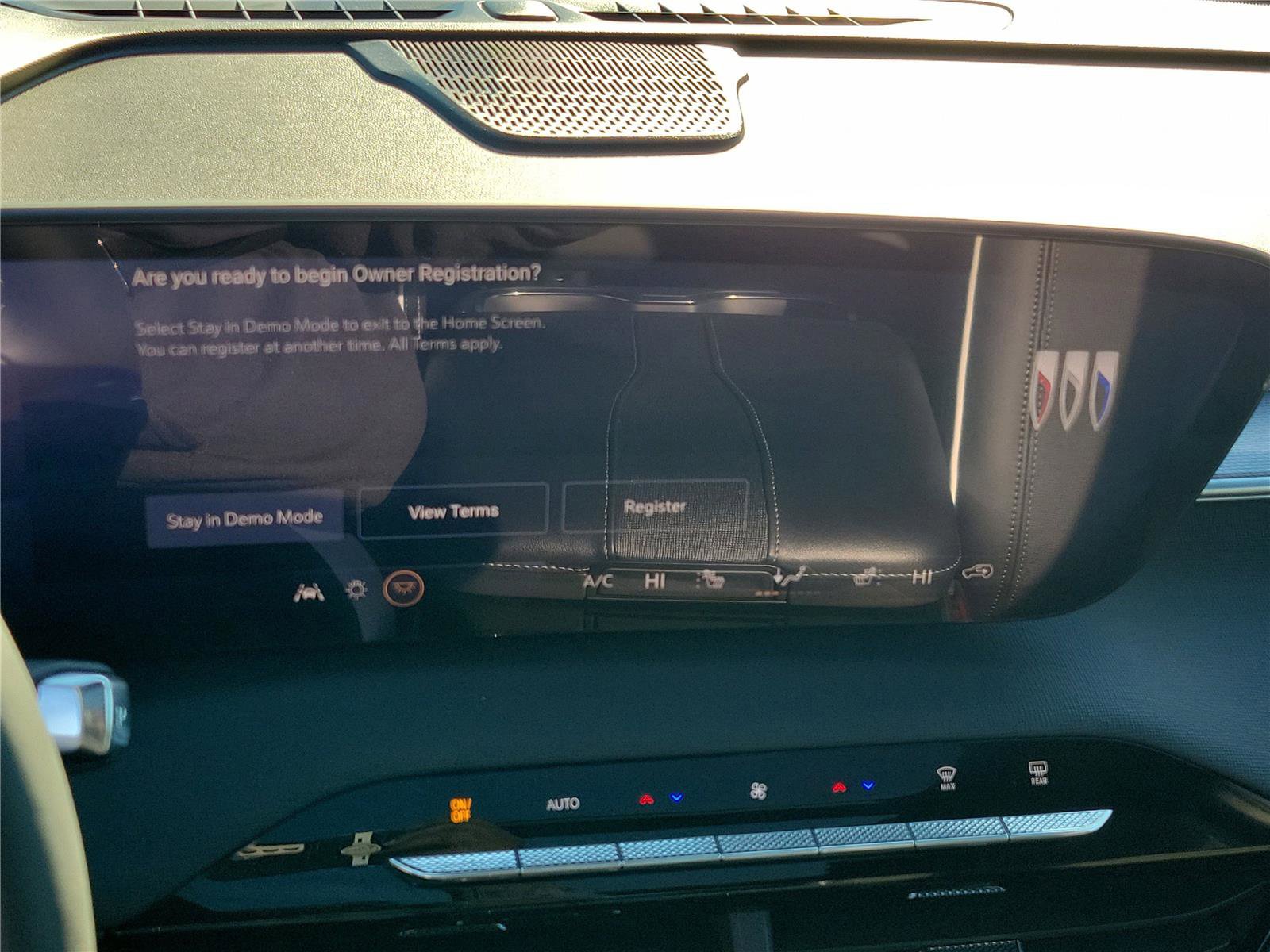 New 2026 Buick Enclave Sport Touring w/ Power Package image 28