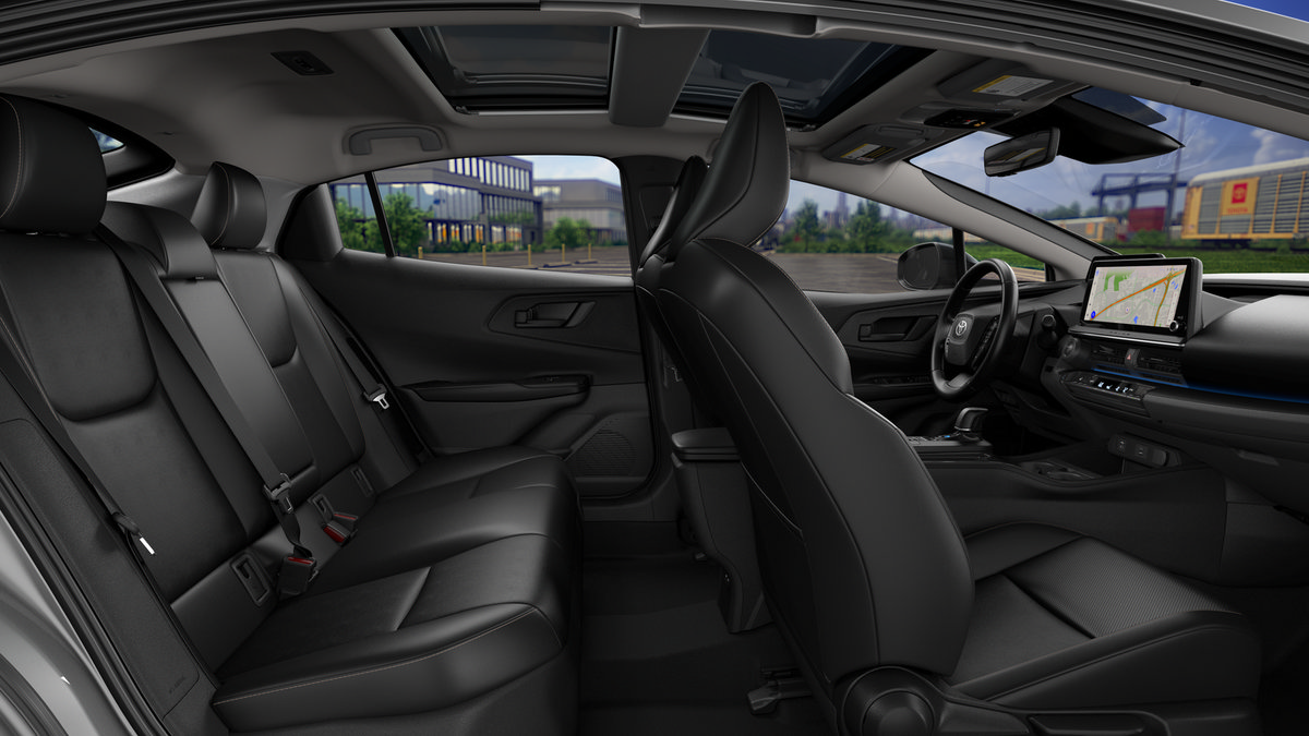 New 2027 Toyota Prius FWD image 2