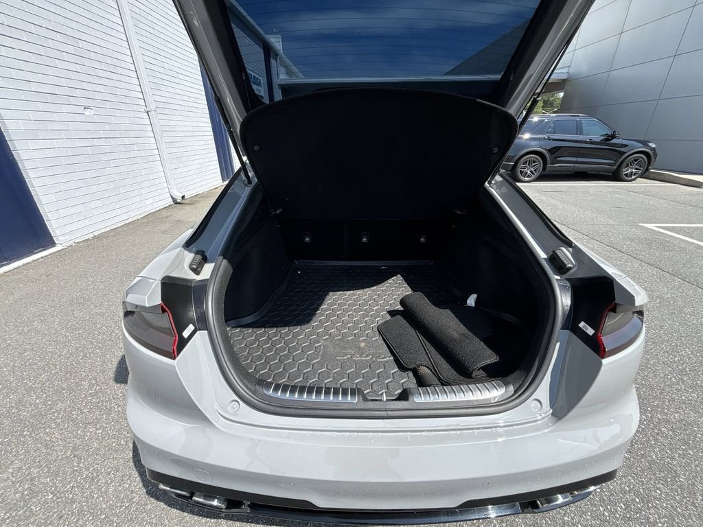 Used 2021 Kia Stinger GT1 AWD/4WD image 21
