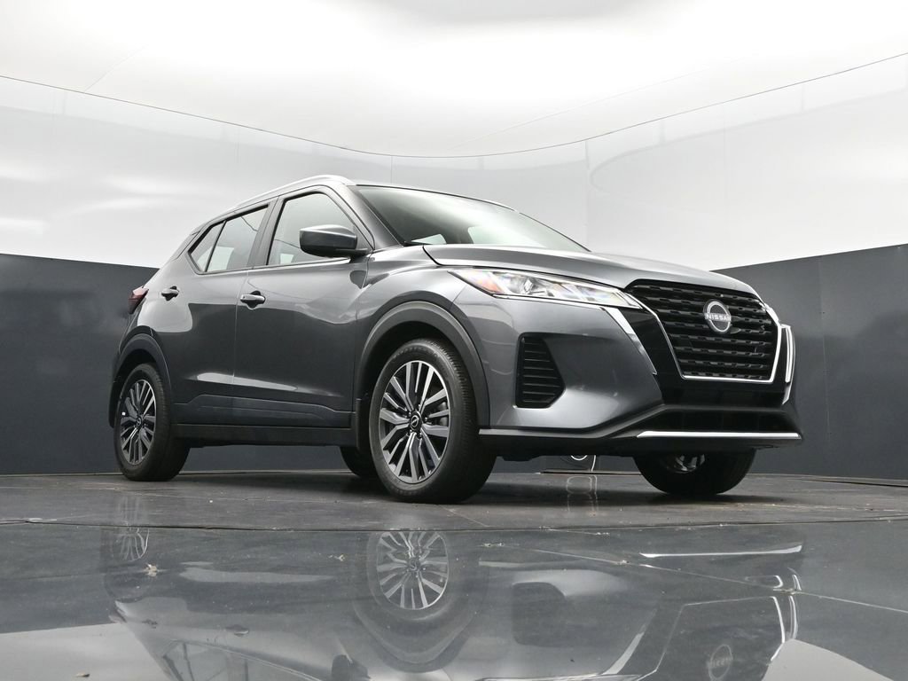 Used 2024 Nissan Kicks SV FWD image 44