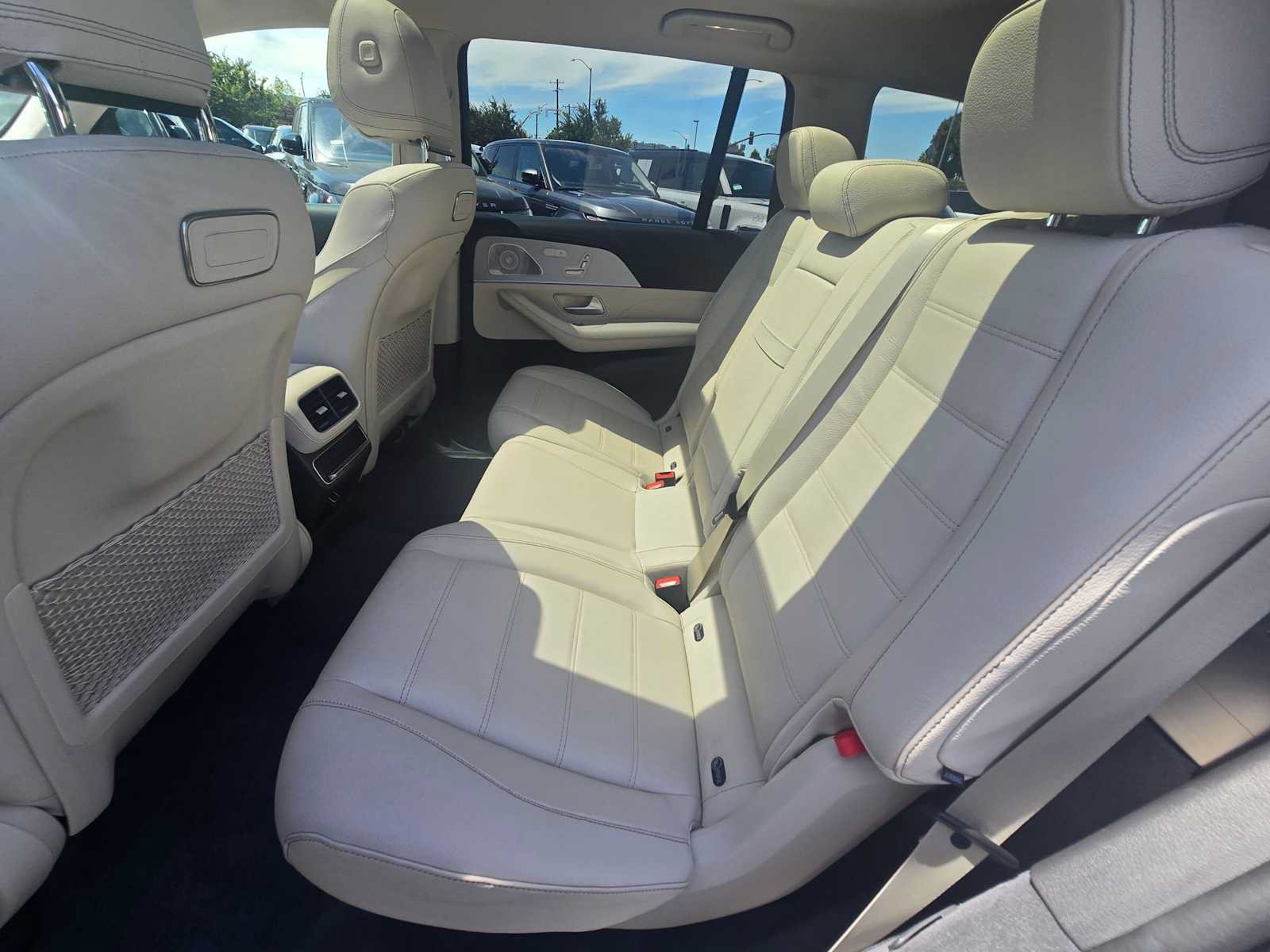 Used 2020 Mercedes-Benz GLS 450 4MATIC image 19
