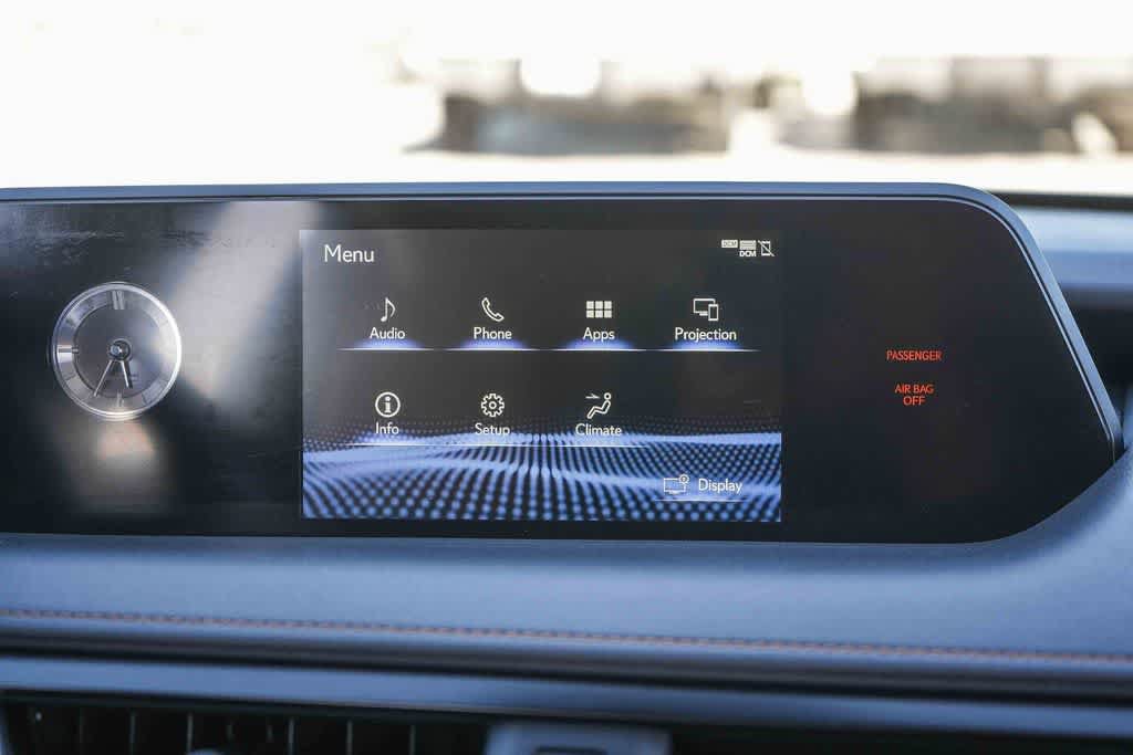 Used 2020 Lexus UX 200 w/ Accessory Package FWD image 15