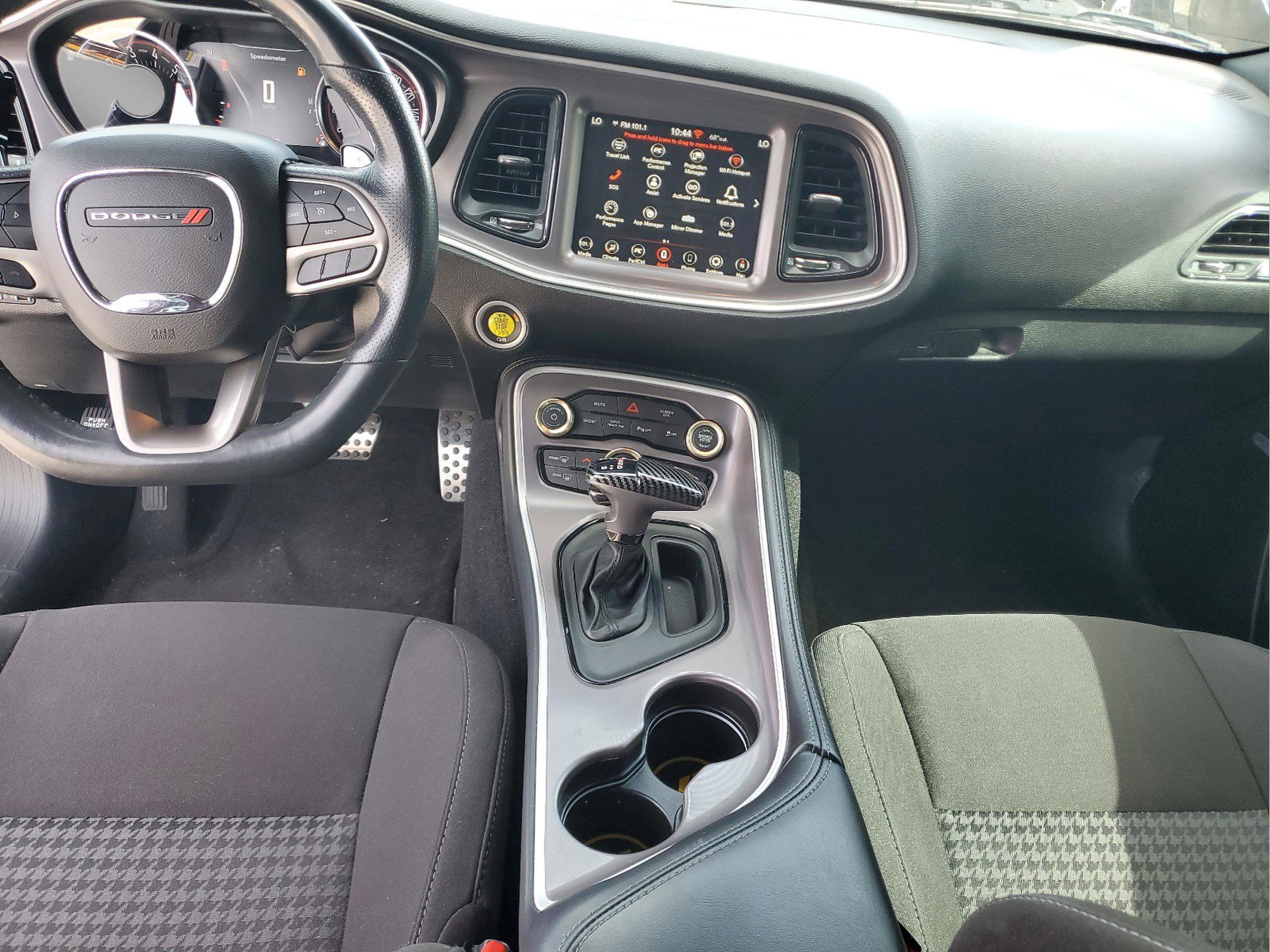 Certified 2022 Dodge Challenger R/T w/ Performance Handling Group image 9