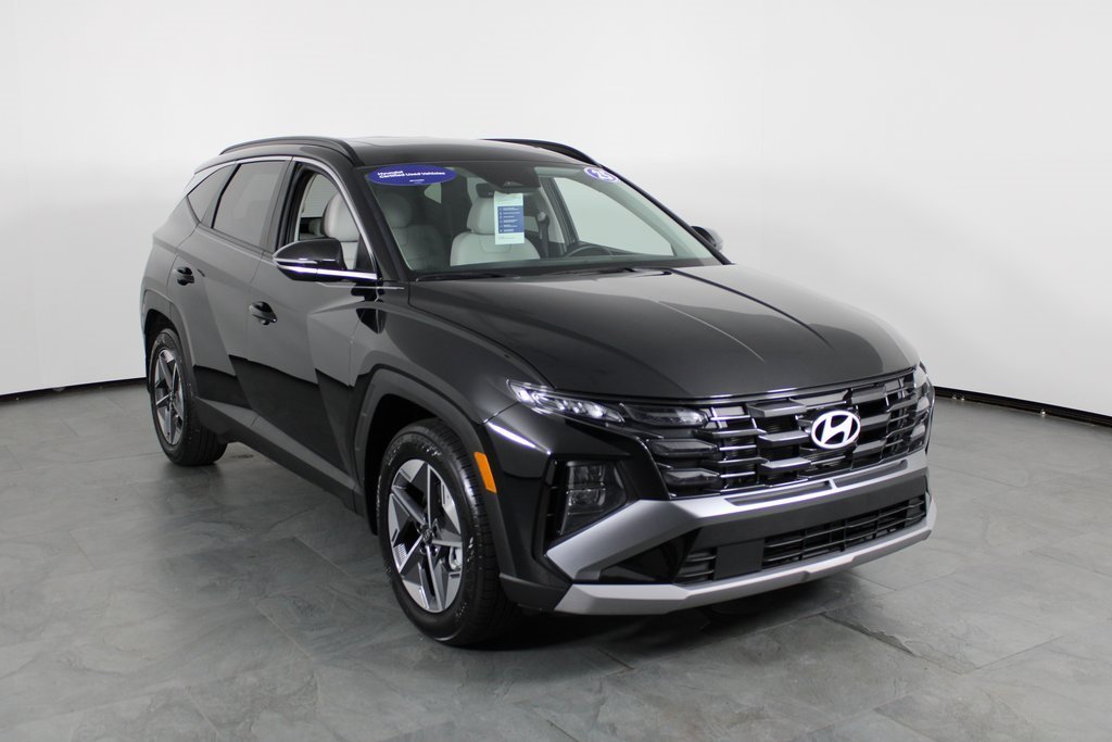 Certified 2025 Hyundai Tucson SEL image 11