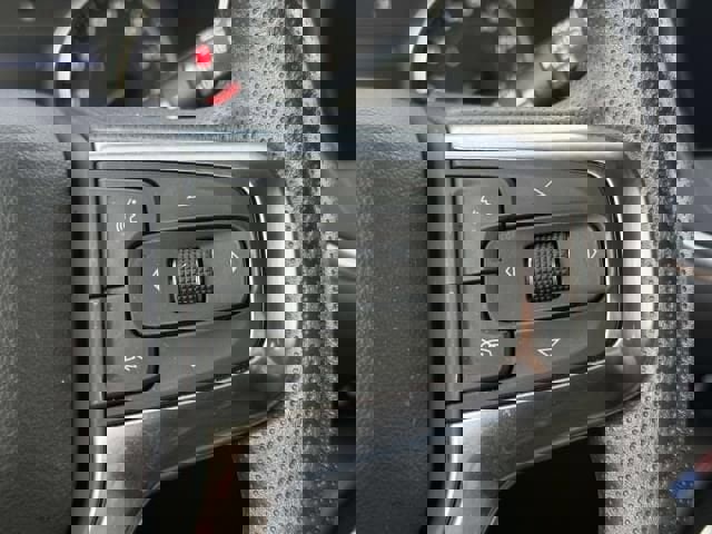 Used 2025 Chevrolet Blazer LT image 20