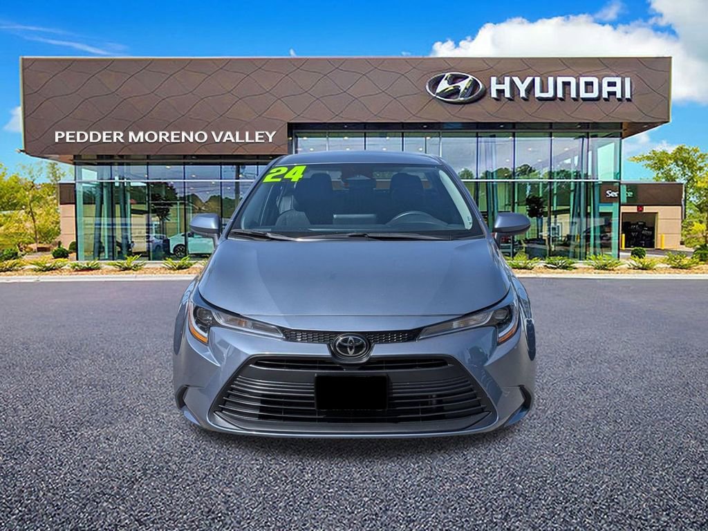 Used 2024 Toyota Corolla LE image 9