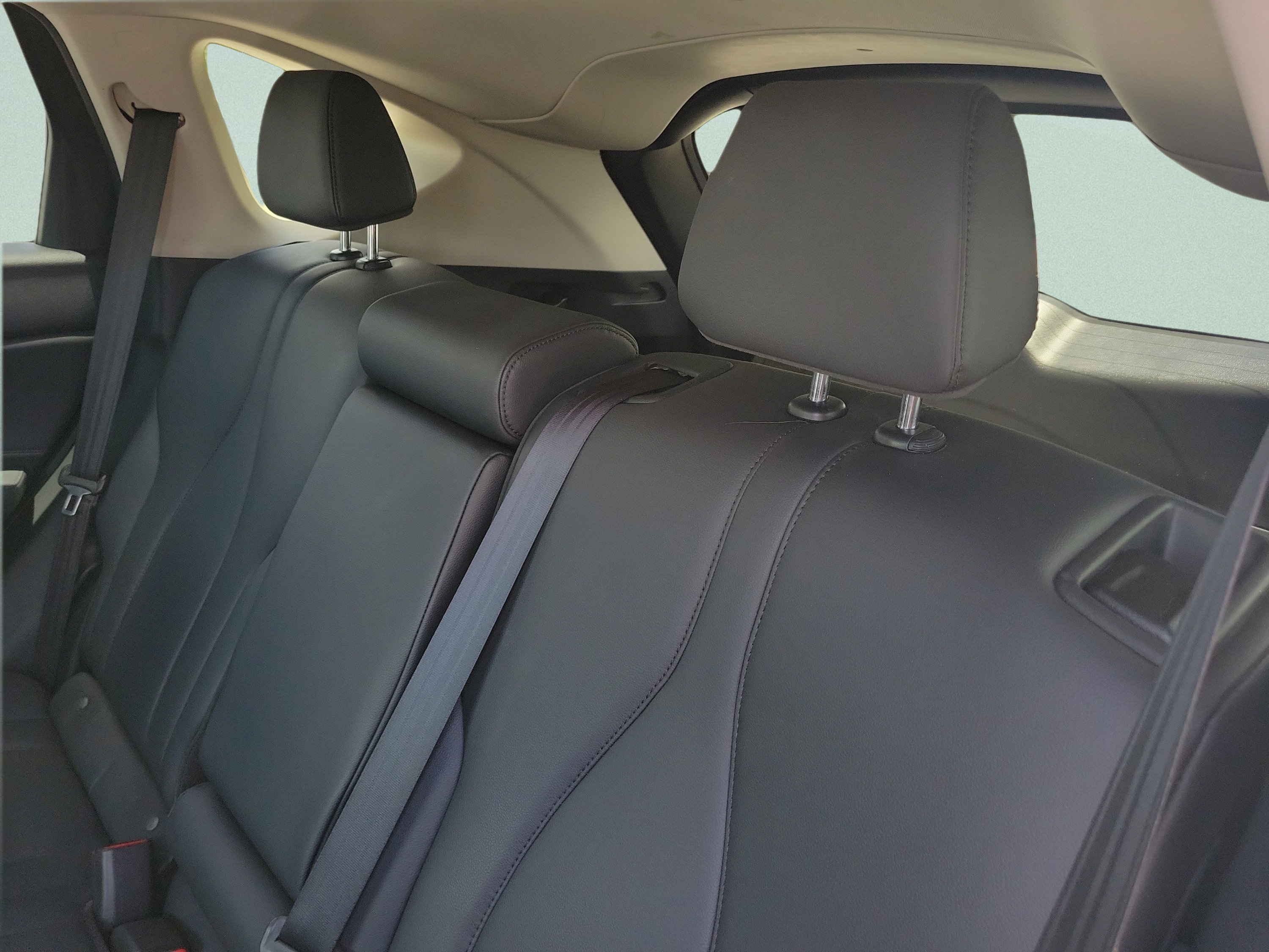 Used 2020 Acura RDX AWD image 9