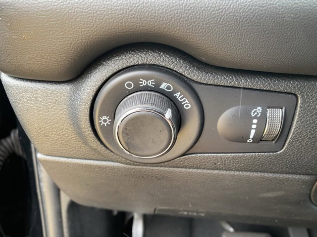 Used 2024 Dodge Durango GT image 13