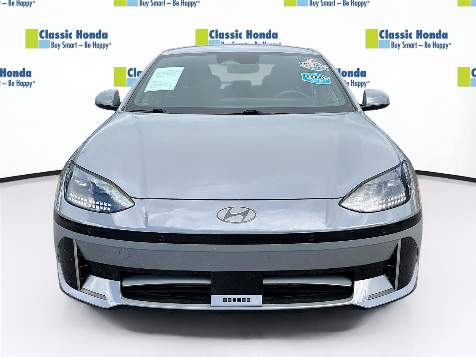 Used 2023 Hyundai Ioniq 6 SE w/ Cargo Package RWD image 2