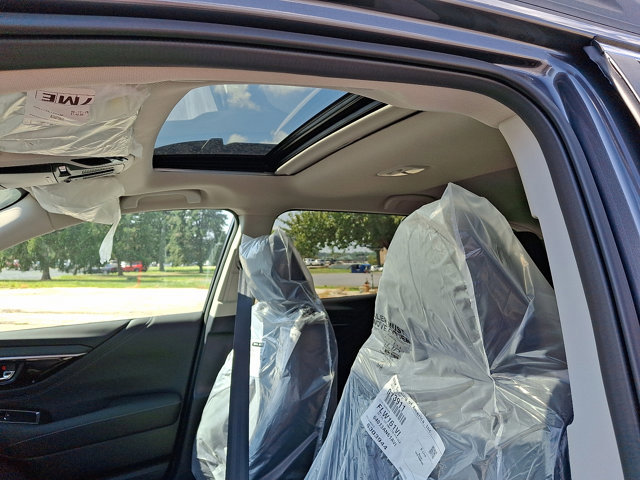 New 2025 Subaru Outback Limited image 12