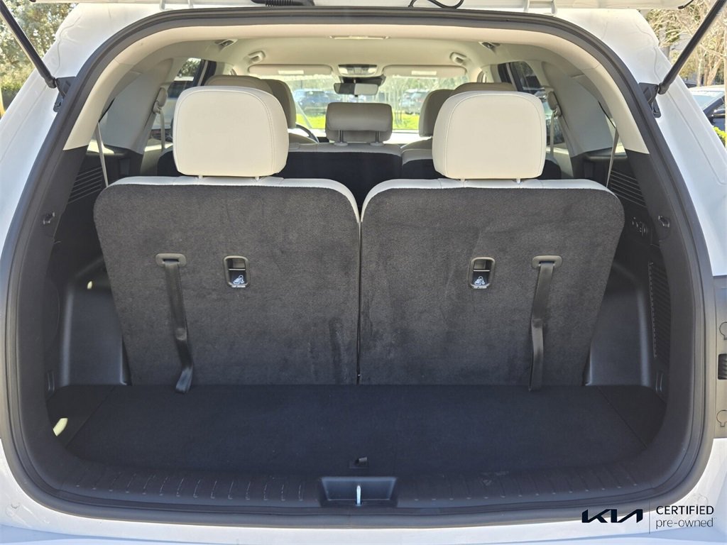 Used 2025 Kia Sorento S image 15